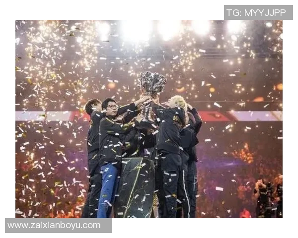 实时新闻英雄联盟盛宴揭秘FPX战队的状态与未来展望